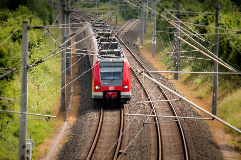 042/16 | Grüne zum VRR-Nahverkehrsplan: Krefeld fordert Sofortprogramm für mehr Bahn